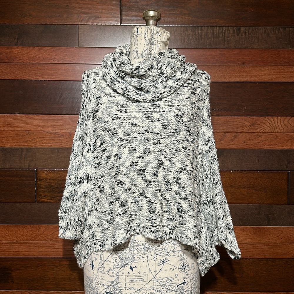 Alya Cowl Neck Short Sleeve Black and Gray Heathered Poncho Sweater